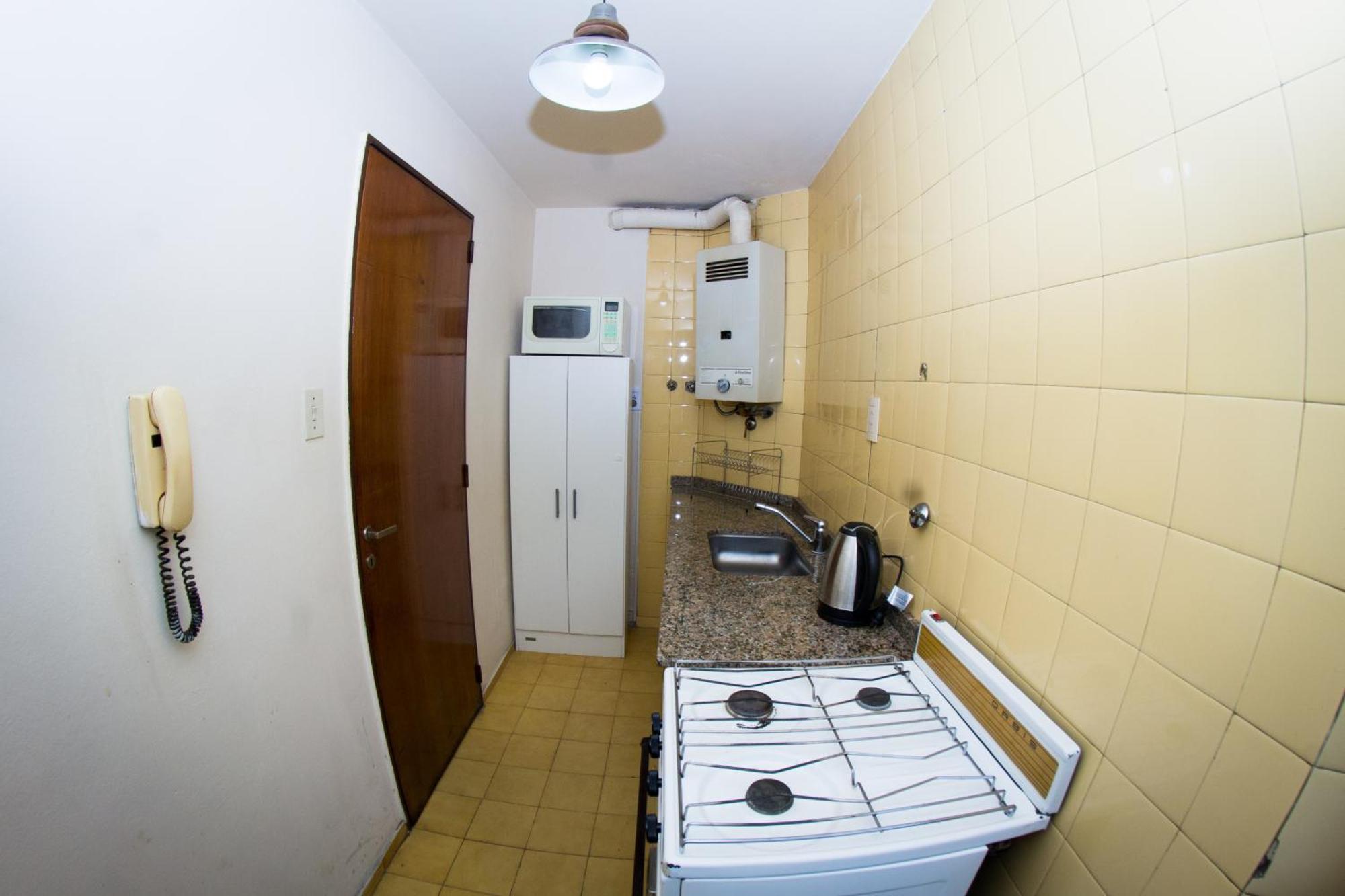 Dpto. Centrico Con Vista A Plaza Colon Apartment Cordoba
